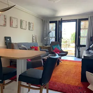 Apartment Gemütliches In Ano Poli, Thessaloniki